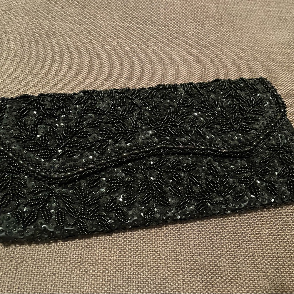 La Regale Black Beaded Clutch